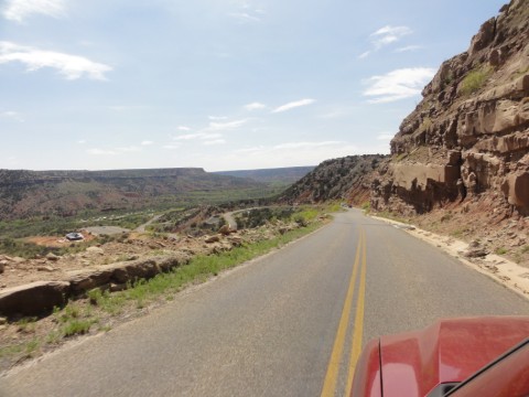 the drive down into palo duro canyon