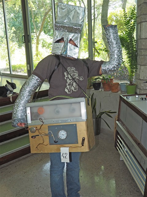 marvin the paranoid android and deep thought computer hitchhiker's guide to the galaxy costume