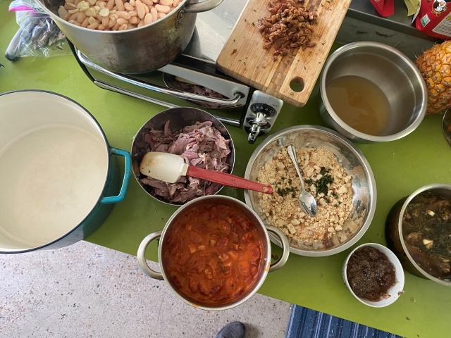 cassoulet assembly