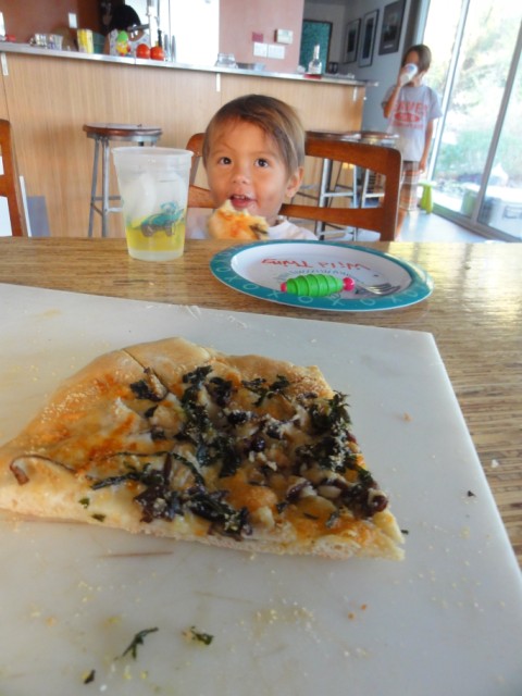 shitake mushroom, arugula and asiago pizza