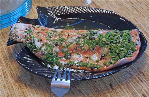 olive oil poached salmon sous vide