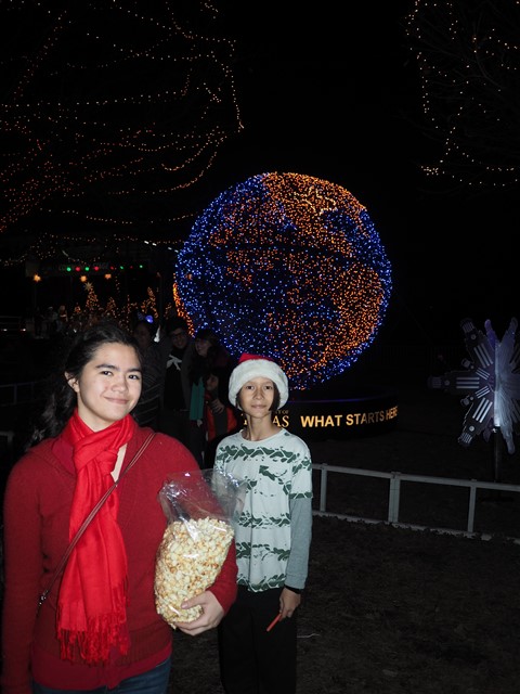 austin trail o lights ut globe 2014