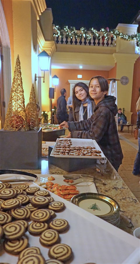 christmas cookie buffet hotel granduca austin