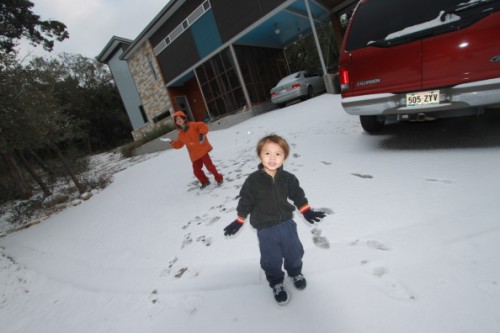 baby has first real snow experience