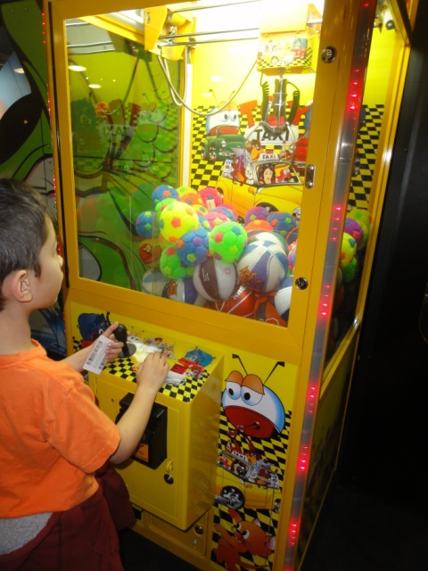 the claw machine at gatti town south austin the claw machine at gatti town south austin