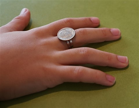 dime on ring pun