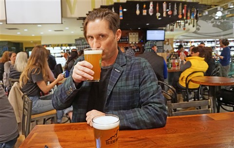 whole foods beer bar austin flagship store