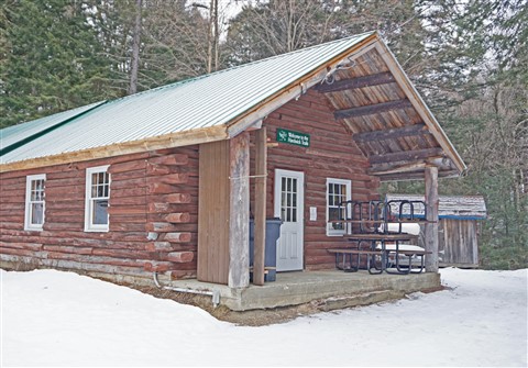 vermont hardwick trail cabin 