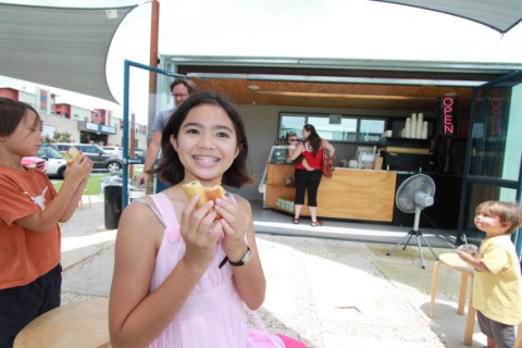 french sandwich girl