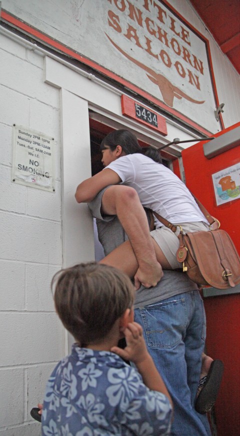 packed house at chicken shit bingo ginny's little longhorn saloon austin