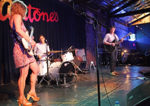 dean and britta play galaxie 500 antone's