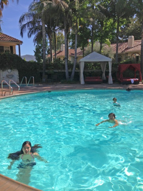 swimming pool at westlake village inn ca