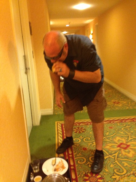 hotel hallway buffet (rooms service to hall service)