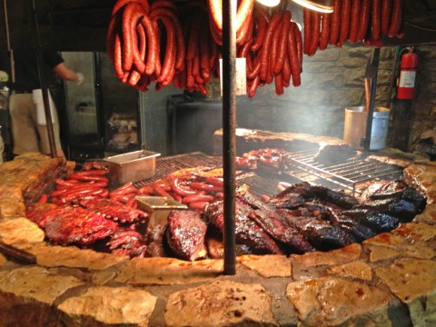 smoke pit salt lick driftwood texas austin bbq