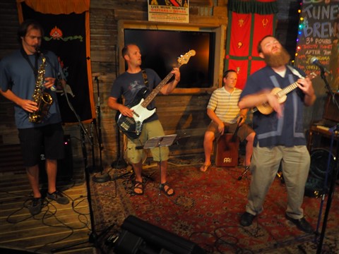 open mic at the whip inn austin