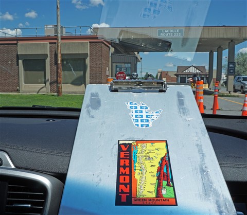 canada from ny side border crossing