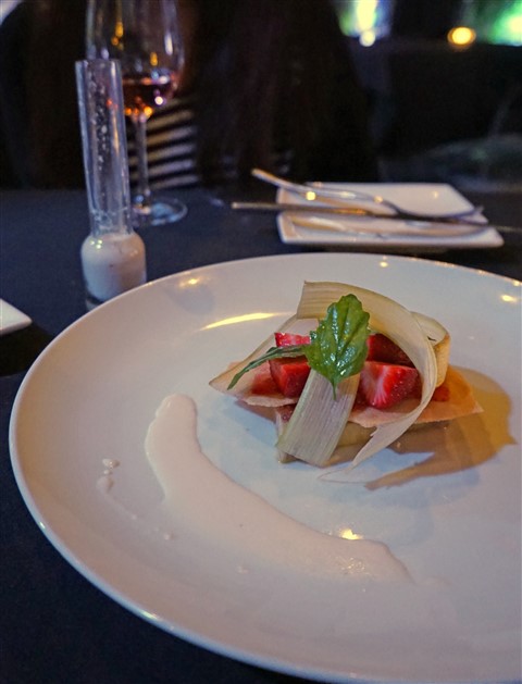 L'Autre Version foie gras stravwberry rhubarb cookie