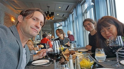 chateau frontenace quebec bistro sam