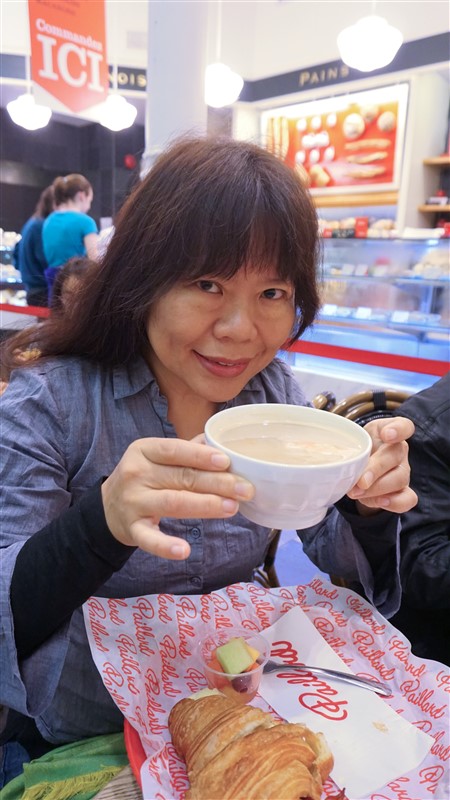 quebec city breakfast at paillard