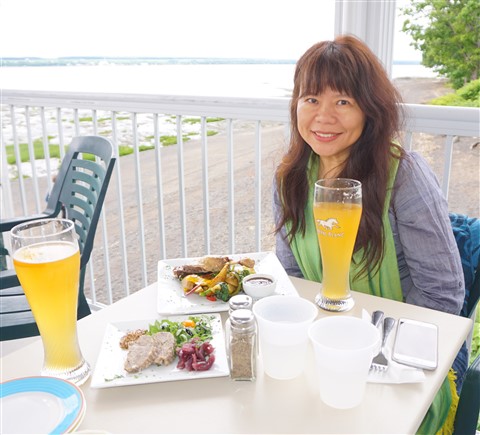 cafe bistro de la Plage orleans quebec