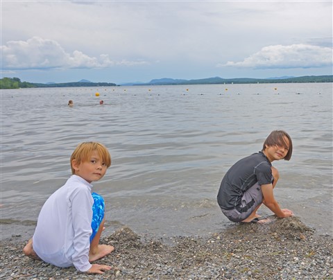 lake memphremagog magog quebec