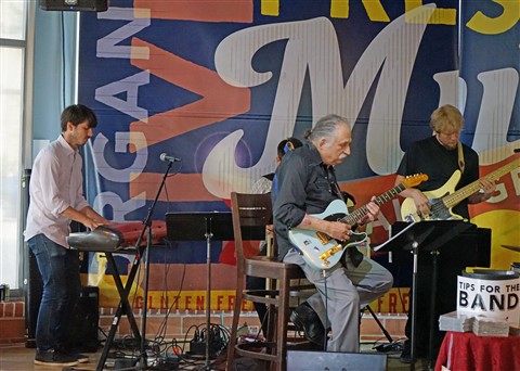 mente clara with stephen blum austin central market music