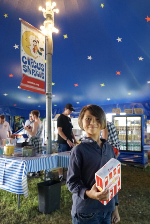 happy circus smirkus 2017 popcorn