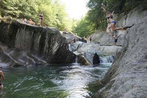 warren falls cliff jumpers vermont