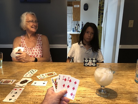 kings around the corner like group solitare