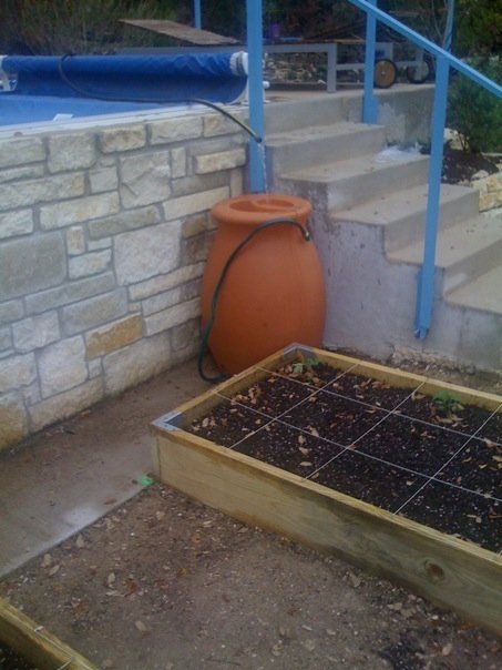 austinmodhouse rain barrel