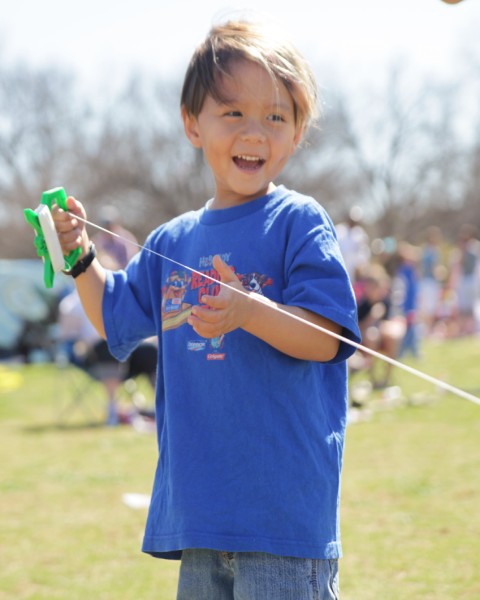 heb shirt kite flying boy austin zilker park heb shirt kite flying boy austin zilker park