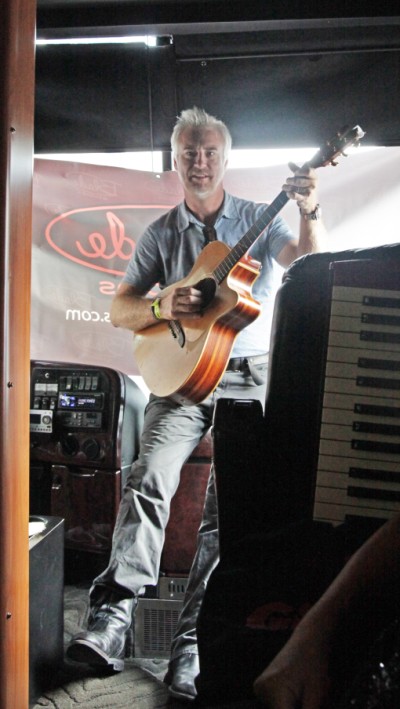 scott crompton on guitar blade studios sxsw 2012 tour bus mobile recording scott crompton on guitar blade studios sxsw 2012 tour bus mobile recording