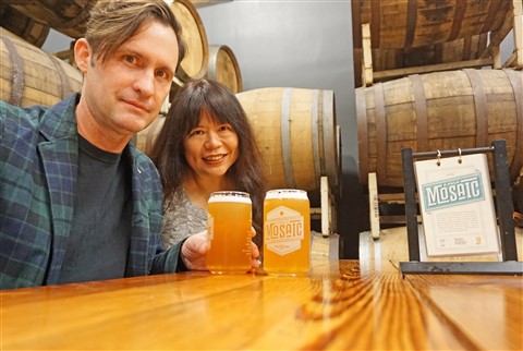 hops and grains pale mosaic austin beer brewery