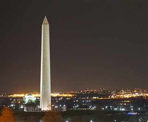 washington monument as seen from the POV bar