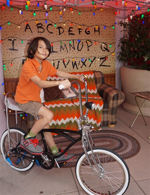 stranger things sxsw schwinn mike's bike 