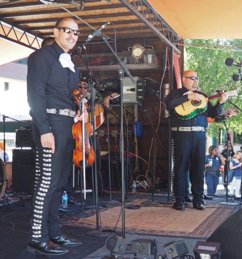 la condesa austin block party cinco de mayo mariachi la condesa austin block party cinco de mayo mariachi