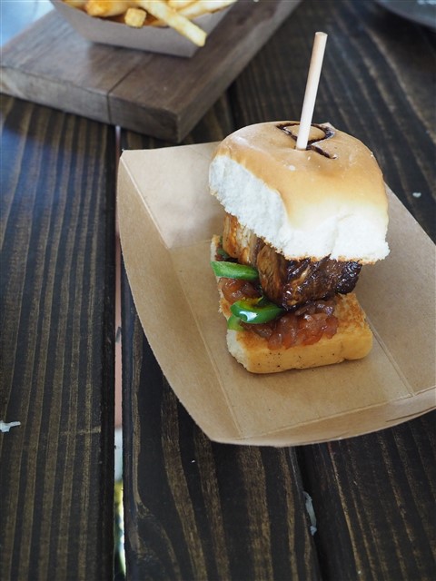 porter ale house gastropub happy hour slider austin