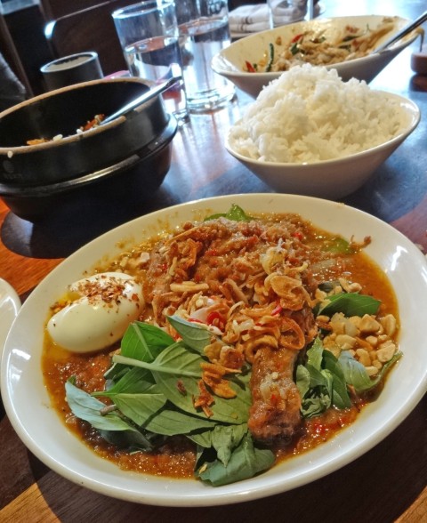 peanut curry Sway Thai austin texas