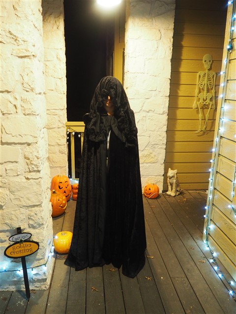 cloak made by the daughter