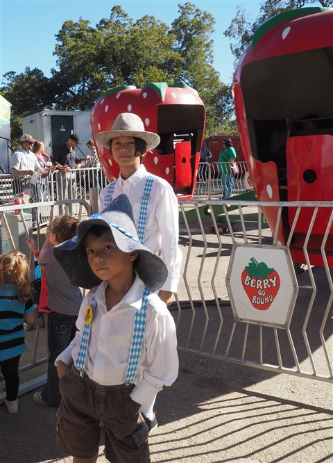 wurst fest strawberry kiddie ride new braunfels 