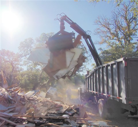 the claw wimberley house deconstruction