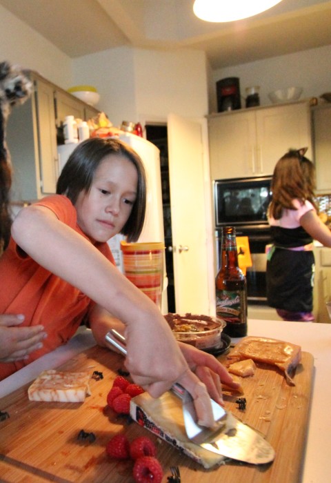 scharfe maxx halloween party cheese planer