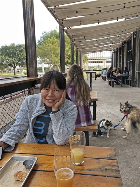 wonderful fall day pinthouse pizza electric jellyfish ipa austin tx