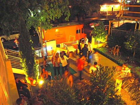 veuve clicquot mail truck delivery austin no va