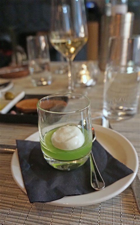 amuse at perlog's european kitchen and bar