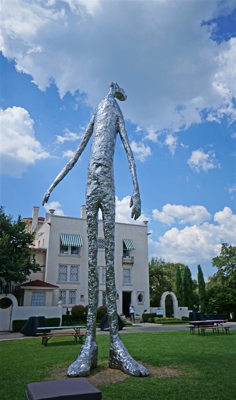 strange pilgrims laguna gloria